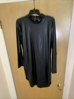 🖤PLUS SIZE 3X FAUX LEATHER  Long-Sleeve Body-con Dress🖤